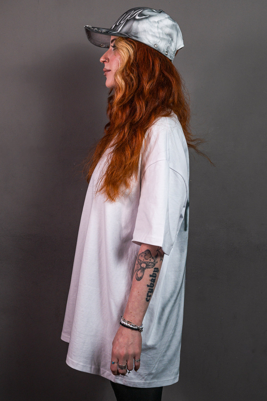 RANDOMIZED PORTRAIT SHIRT