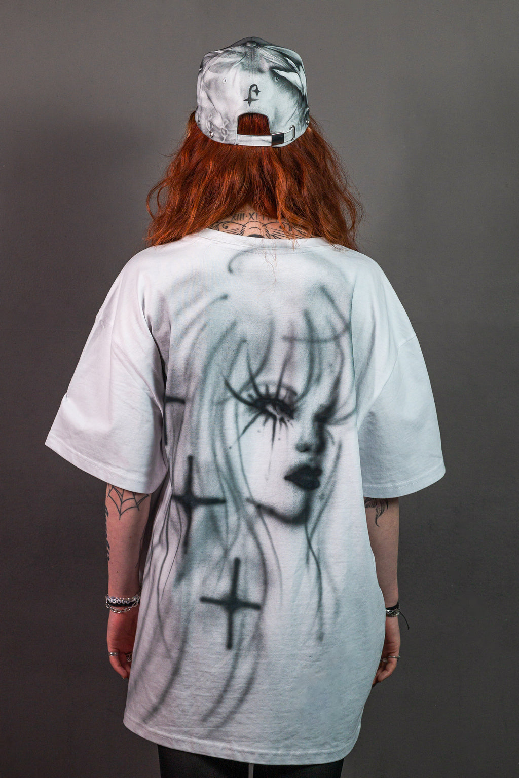 RANDOMIZED PORTRAIT SHIRT